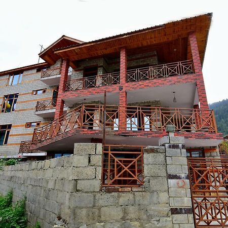 Oyo 38759 Tara Cottages Manāli Екстериор снимка